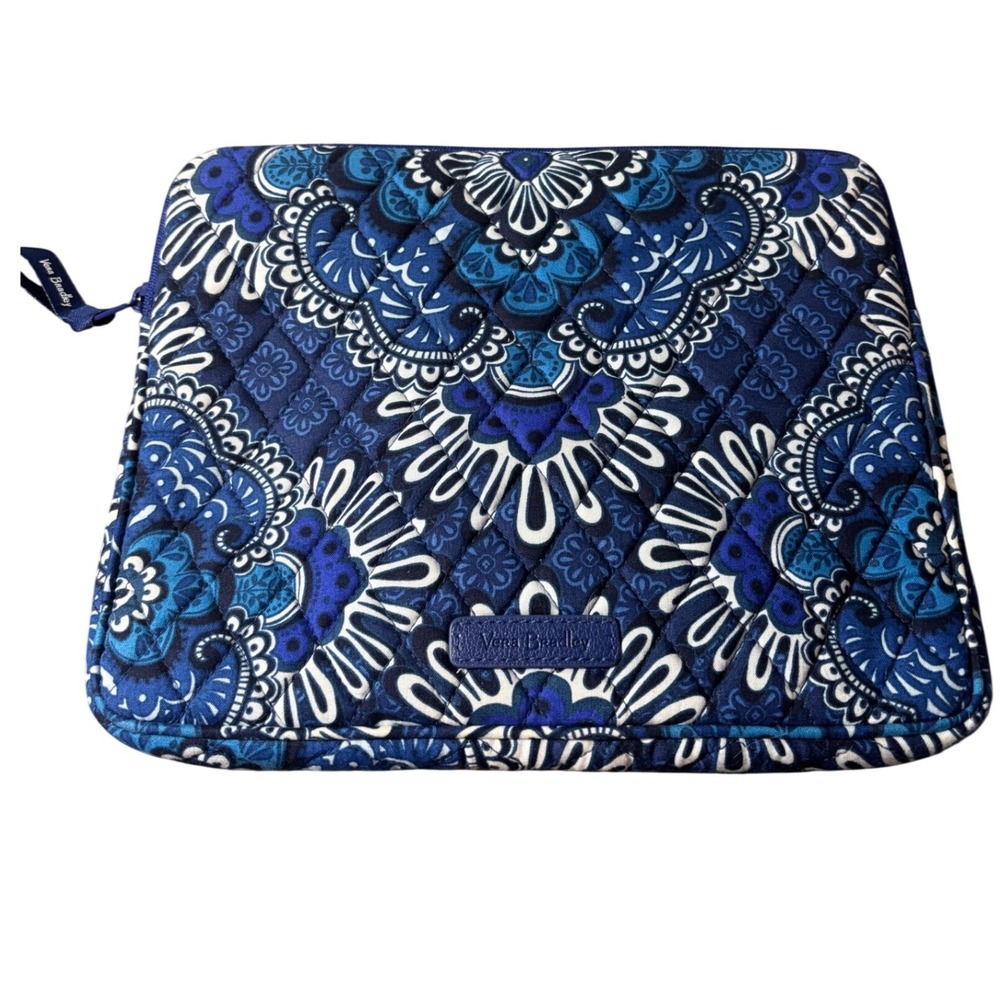 Vera Bradley Quilted Blue Paisley Padded‎ Tablet/Laptop Sleeve 10"x8"